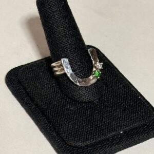 Horseshoe ring